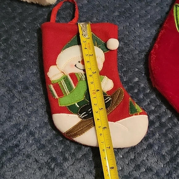 NEW SET OF 4 CHRISTMAS DECORATIONS - Picture 16 of 17